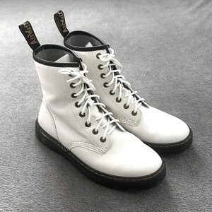 Doc Martens White Excellent Condition Sz 8